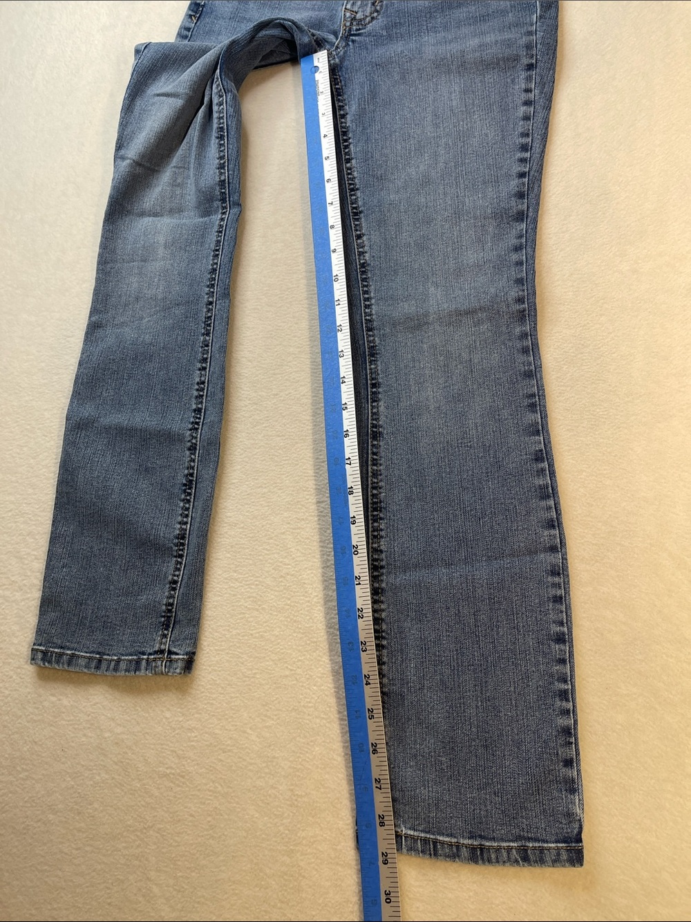 Maurices M JEANS  SIZE 0 REG MID RISE SLIM STRAIGHT Women's Flare Jeans - Picture 3 of 9